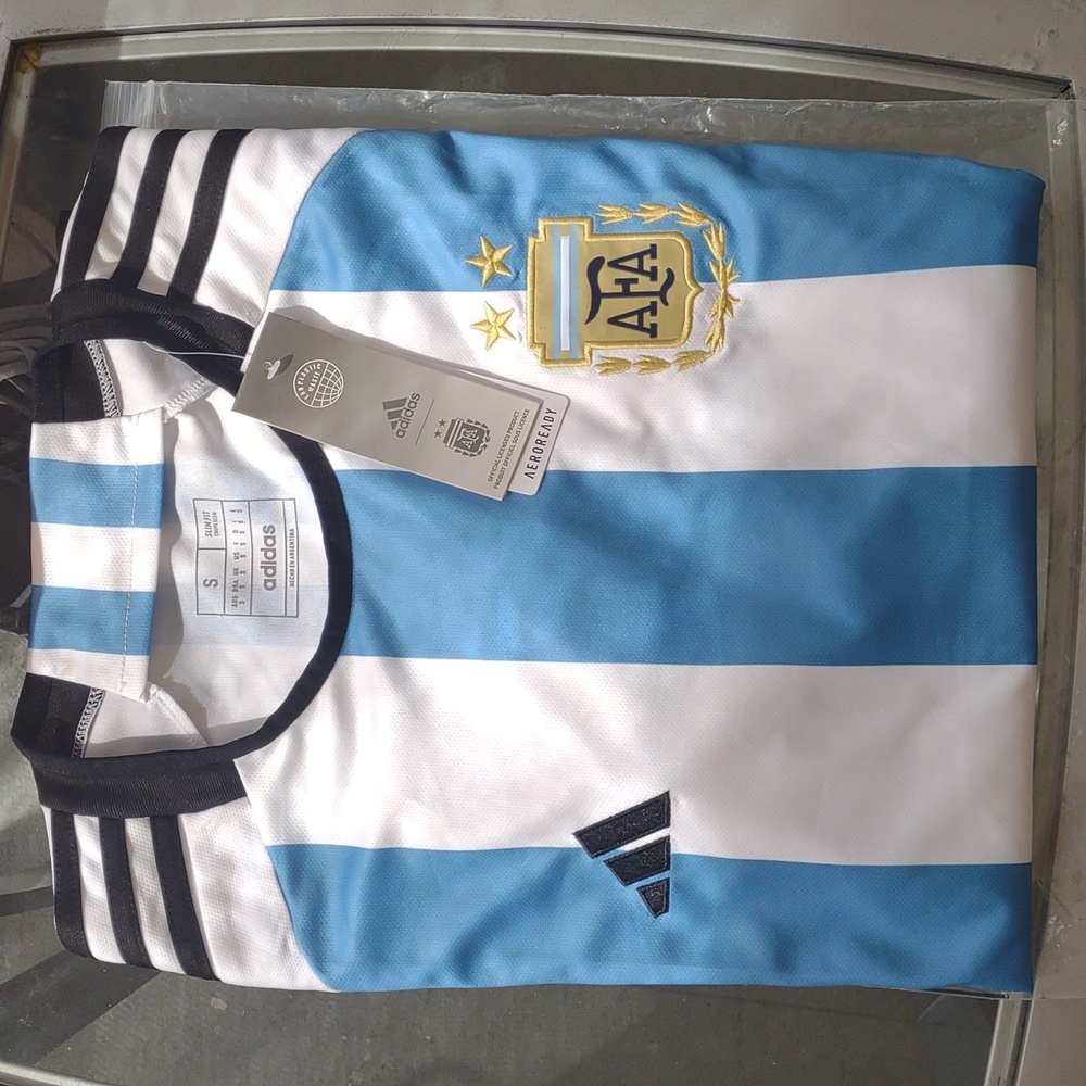 NWT Men - Adidas - Argentina Jersey Aeroready (Two Stars)